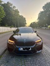 BMW M5 Competition xDrive individuallackierung - BMW M5 Gebrauchtwagen in München