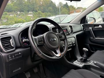 KIA Sportage - 8