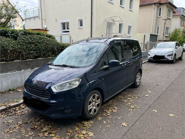 Ford Tourneo Courier 1.0 EcoBoost 74kW