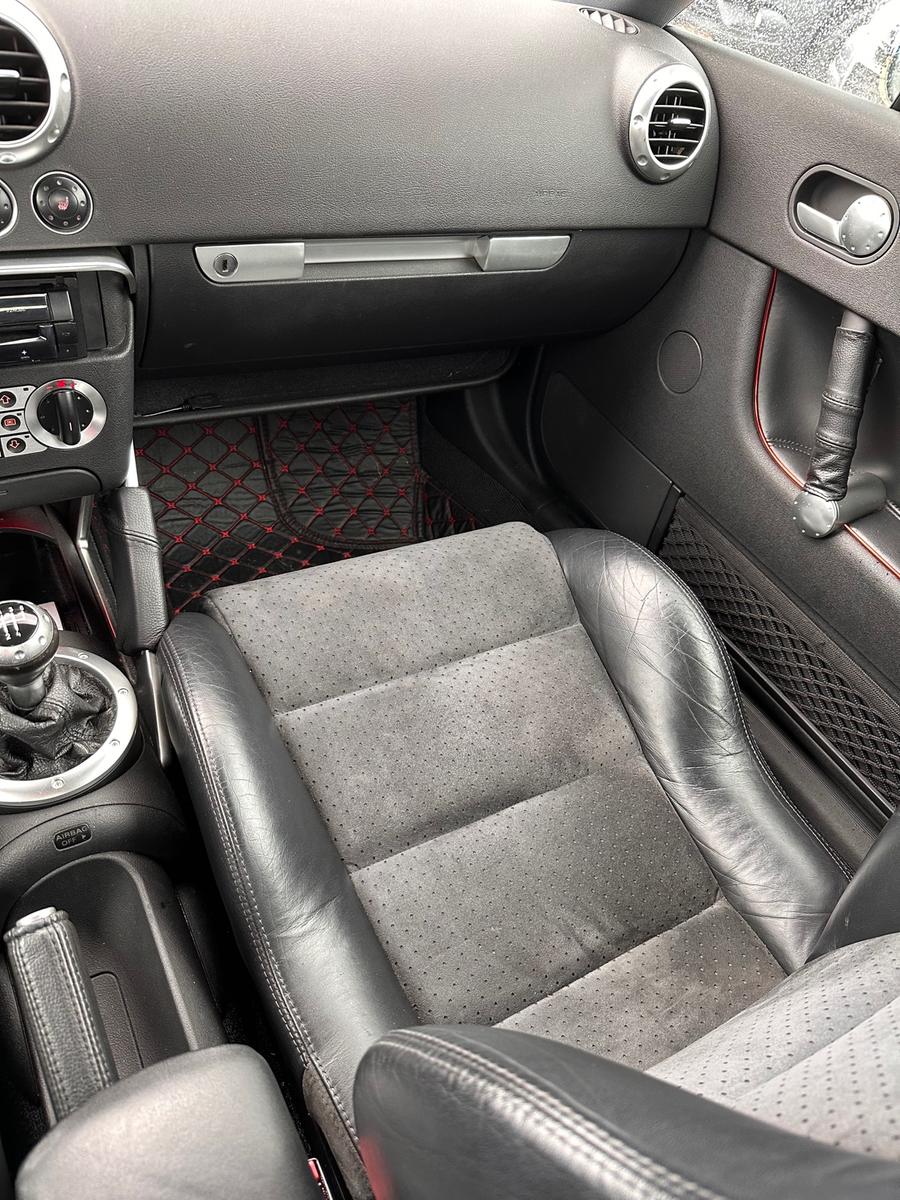 Audi TT Coupe/Roadster 1.8 T Coupe/SCHECKHEFTGEPFLEGT