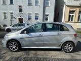 Mercedes-Benz B 200 B B 200 - Mercedes-Benz B 200 mit Benzin-Antrieb: Automatik