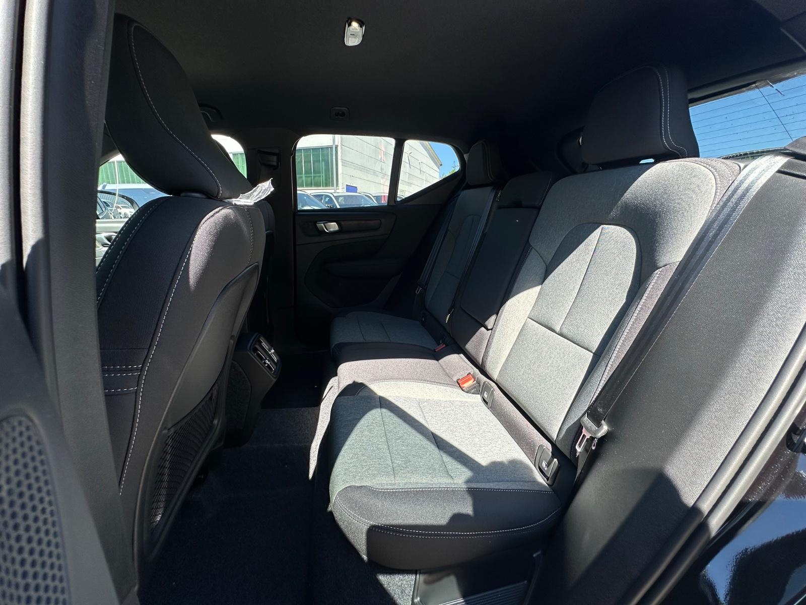 Volvo XC40 B3 BLACK EDT PLUS+360°CAM+LED+HK SOUND+20"