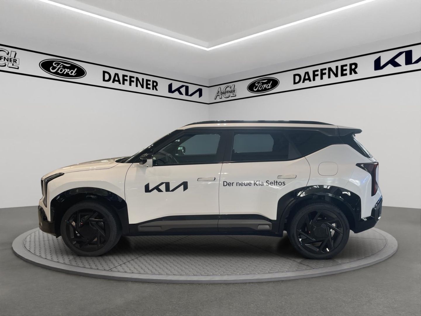 Fahrzeugabbildung Kia Seltos 1.6 T-GDI AWD X-Line H&K 360° Kamera TotW