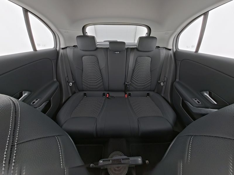 Fahrzeugabbildung Mercedes-Benz A 250 e Progressive *Totwinkel*360°*LED*Kamera*