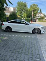 Mercedes-Benz E 220 d Autom. AMG LINE Model 2020 - Mercedes-Benz E 220 Gebrauchtwagen in München