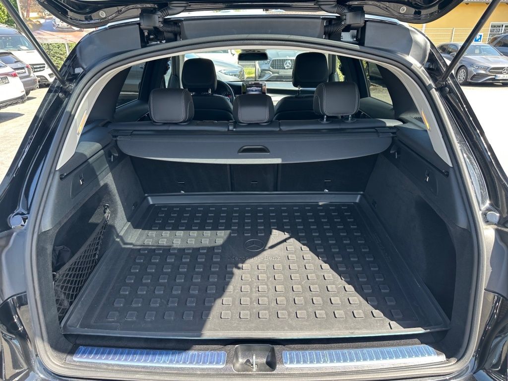 Fahrzeugabbildung Mercedes-Benz GLC 250 4M LUXURY LED SHZ Tempomat KAM CD