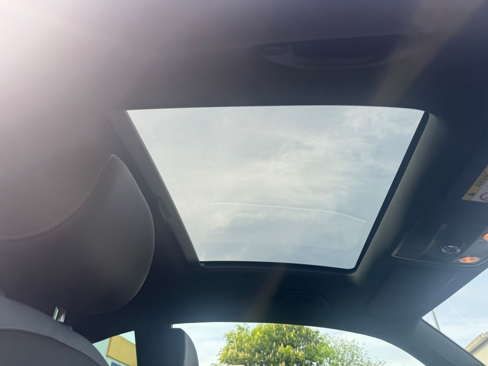Fahrzeugabbildung Volkswagen Beetle Lim. R Line Navi+Panorama+Leder+LED