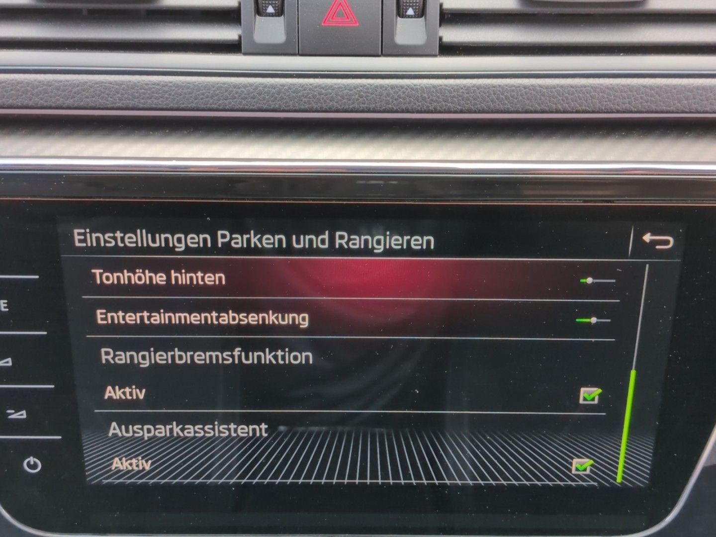 Skoda Superb Combi SPORTLINE 4x4 2.0TSI*280PS StandHzg foto 13