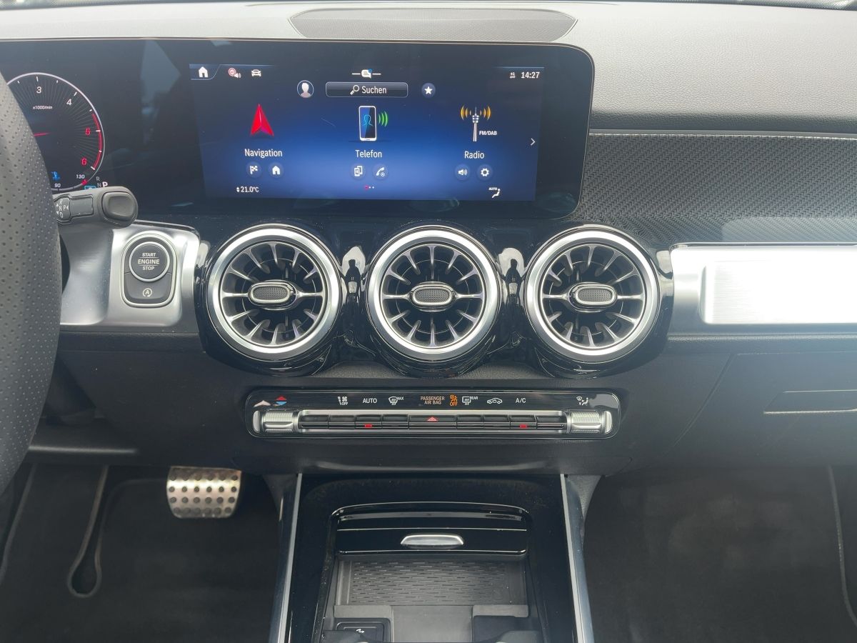 Fahrzeugabbildung Mercedes-Benz GLB 220 d 4M AMG/Night/Pano/Kamera/AHK