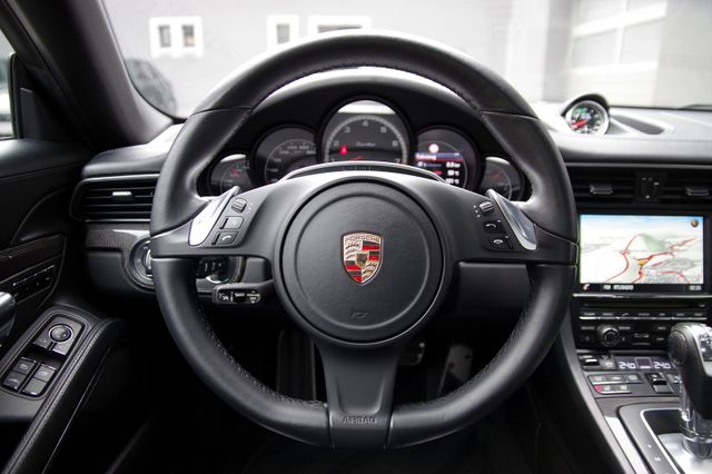 Porsche 991 Turbo*ACC,PDCC,LED,Chrono,Carbon,Sitzbelüft*