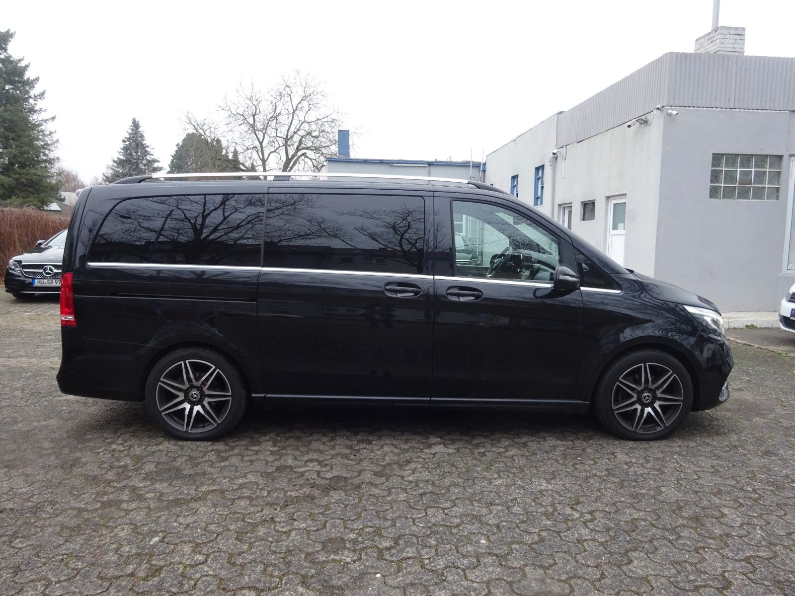 MERCEDES-BENZ V 300 Avantgarde Edition lang Voll