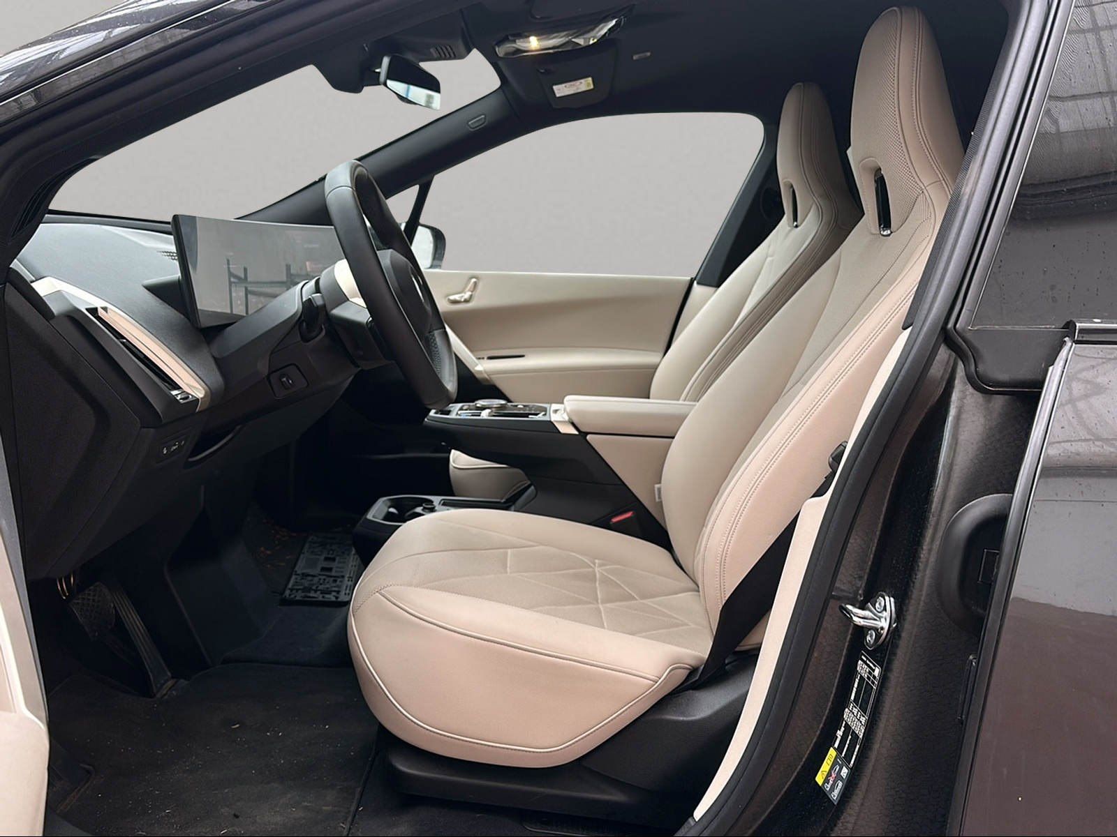 BMW iX - Bild 15