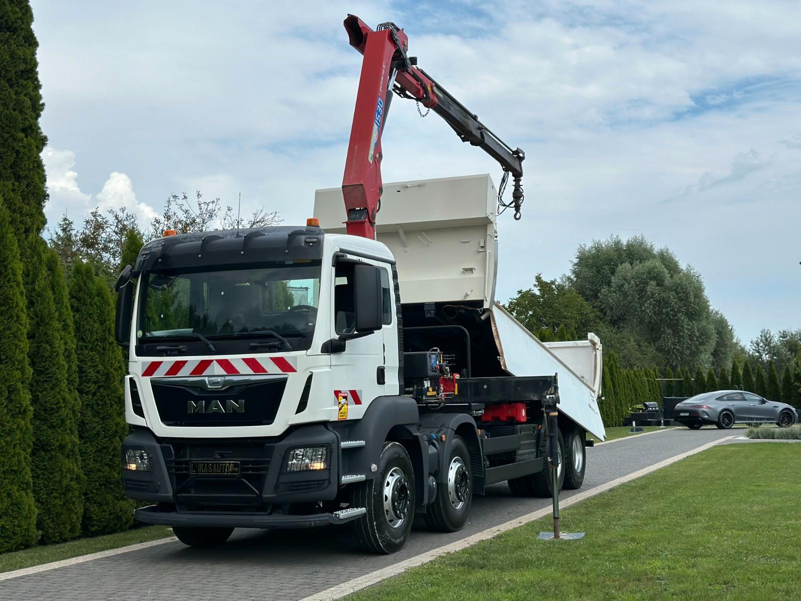 MAN TGS 440 / 8x4 /CRANE HMF 1530/ TIPPER