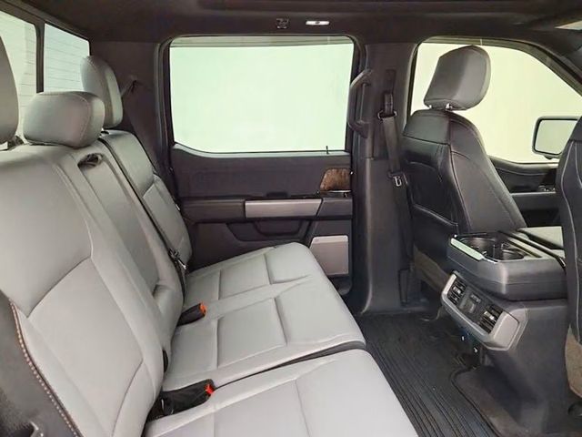 Ford F150 Lightning Lariat gr. Batterie in Hamburg+18