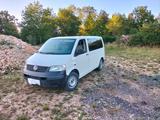 Volkswagen T5 Caravelle - gebrauchte VW T5 Caravelle aus dem Jahr 2005
