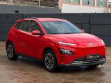 Hyundai KONA E Select CarPlay Kamera SHZ LHZ DAB+ - rote Hyundai KONA Elektro