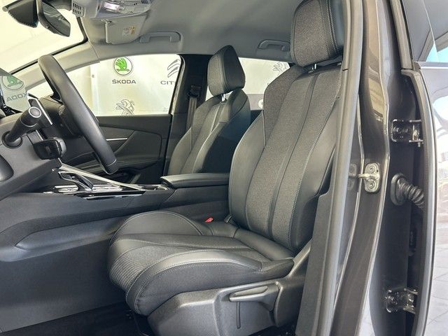 3008 Hybrid Allure