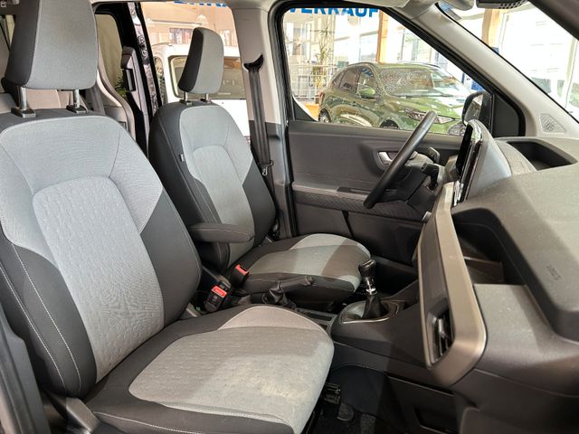 Ford Tourneo Courier Titanium