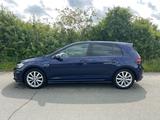 Volkswagen Golf VII 1.5 TSI DSG R-Line Highline - Gebrauchtwagen in Gießen