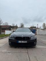 BMW F10 523i-530 - BMW 523: 523i F10