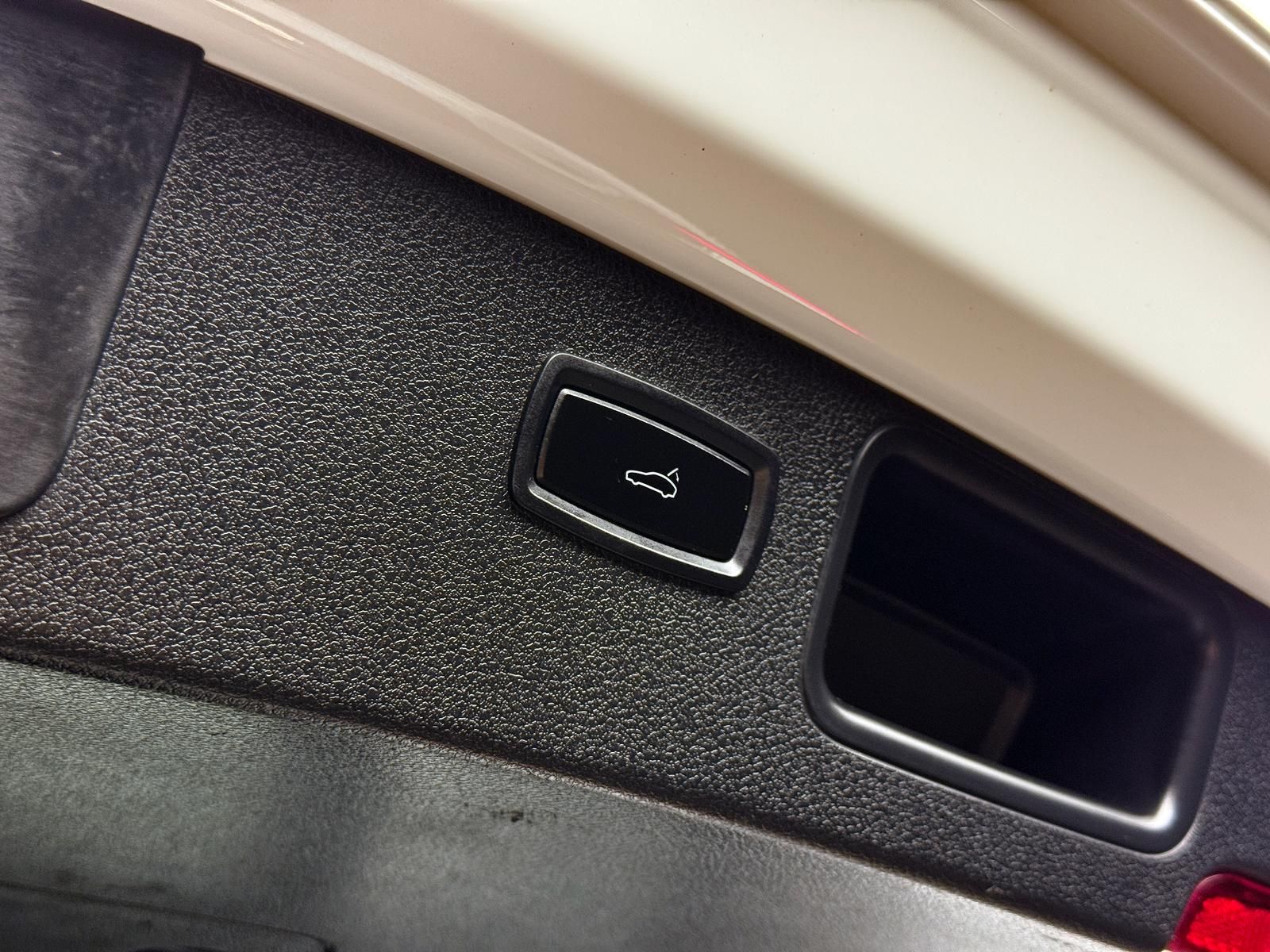Fahrzeugabbildung Porsche S APPROVED*PDLS+*PASM*ACC*LUFT*PANO*RCAM*PPF*DAB