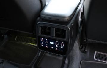 صورة مصغرة 32 لـ 2020 Porsche TAYCAN