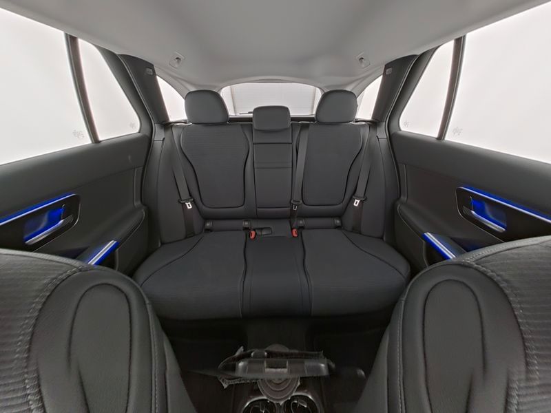 Fahrzeugabbildung Mercedes-Benz C 220 AVANTGARDE+DIS+HUD+360°+DAB+MEMORY+SPUR