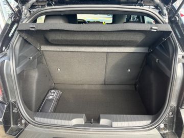 Fahrzeugabbildung Fiat Grande Panda 1.2 Hybrid Business Edit. Icon Navi