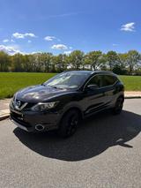 Nissan Qashqai 1.6 dCi DPF Xtronic Black Edition Bl... - Nissan Qashqai Gebrauchtwagen in Hamburg