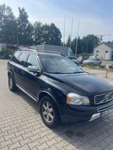 Volvo XC90 D5 2.4 Diesel R-Design 7-Sitzer - Volvo XC90 mit Diesel-Antrieb: 2.4