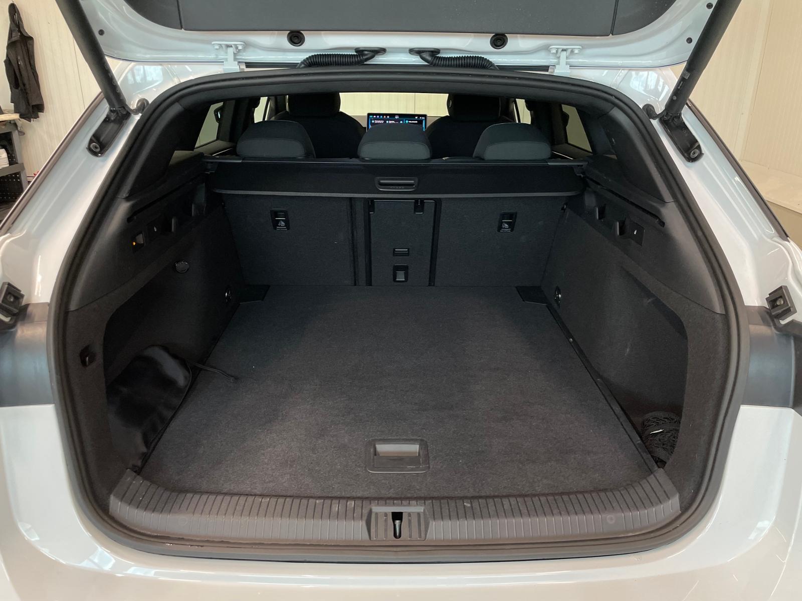 Volkswagen ID.7 Tourer Pro 77kWh AHK IQ.LIGHT WÄRMEPUMPE