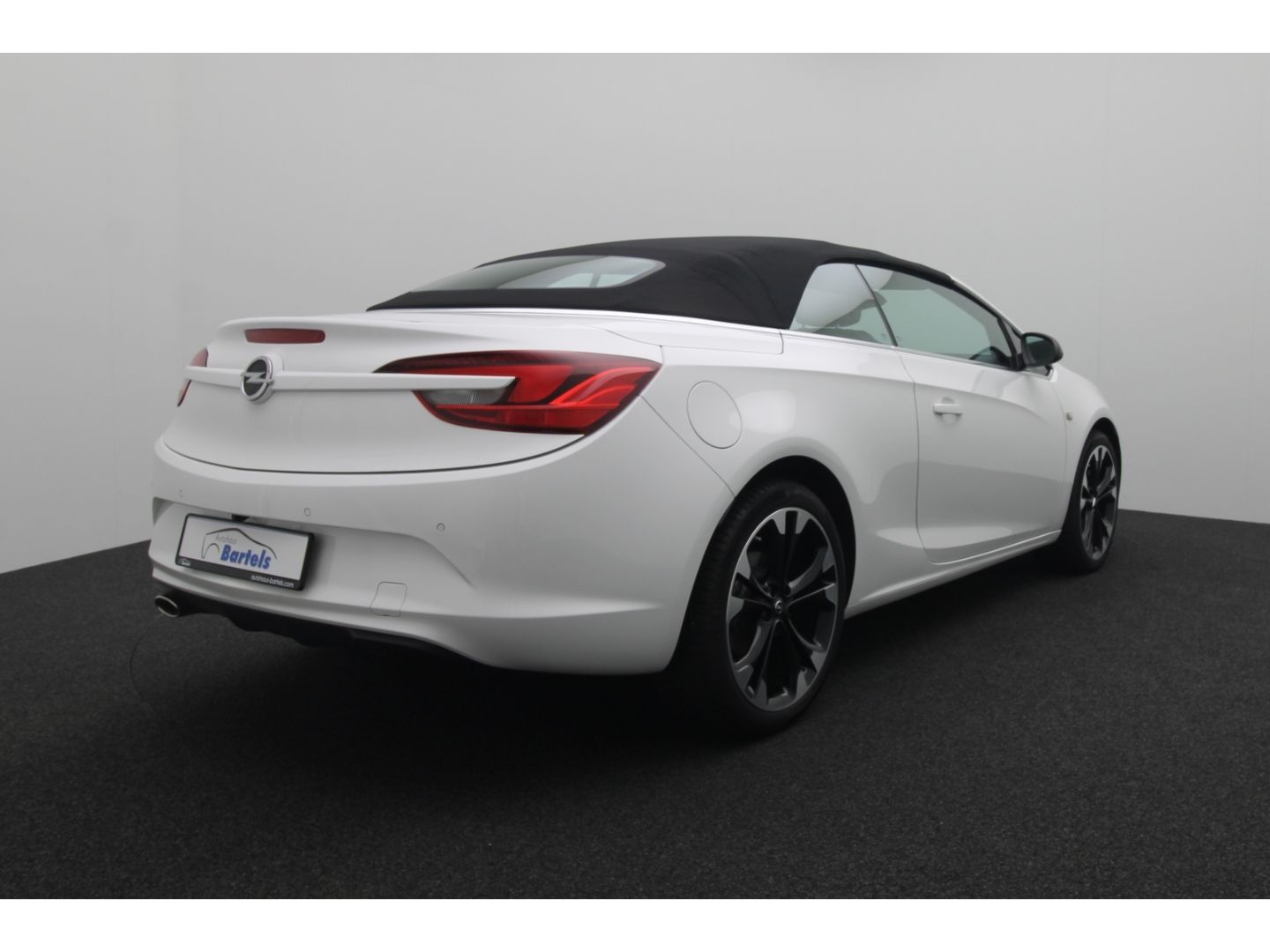Fahrzeugabbildung Opel Cascada Innovation ecoFlex INNOVA 1.6T(100)6G S