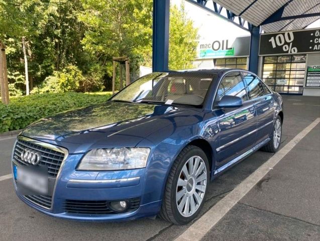 Audi A8 D3 3.2 FSI Quattro