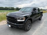 Dodge RAM SPORT 5.7 V8/ LARAMIE / PANO / NAVI 
