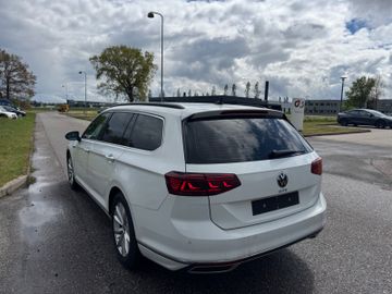 Volkswagen Passat - 6