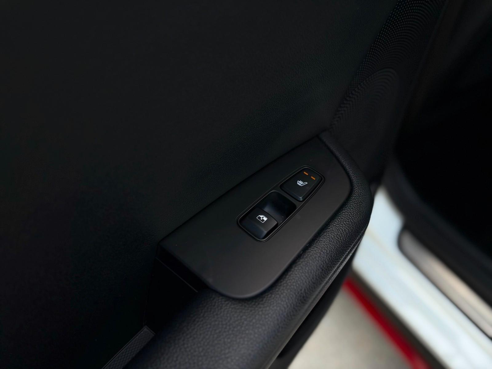 Kia ProCeed GT /LED/ACC/KEYLESS/LHZ/SHZ