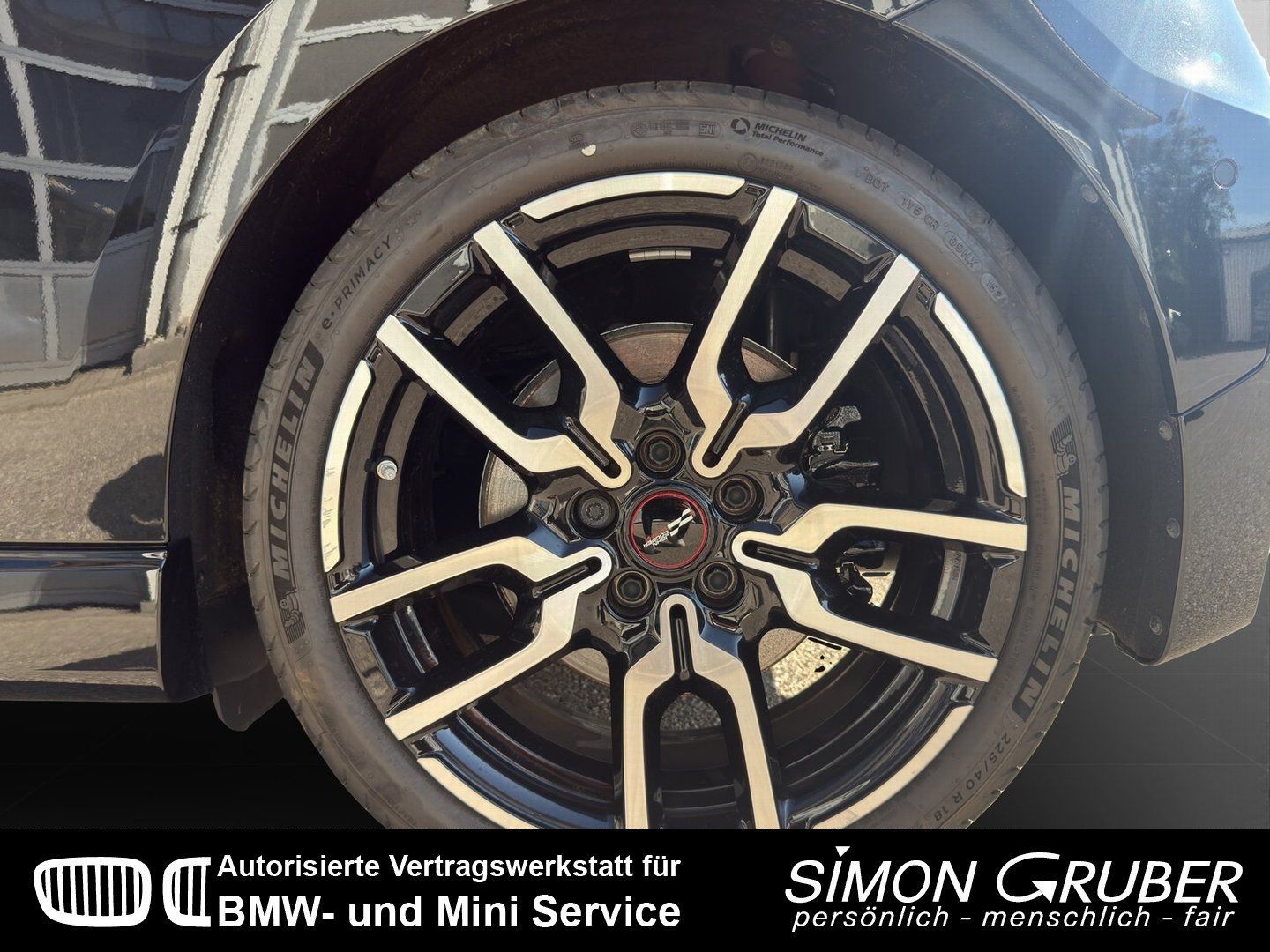 Fahrzeugabbildung MINI Cooper SE John CooperWorks Panorama HUD Ambiente