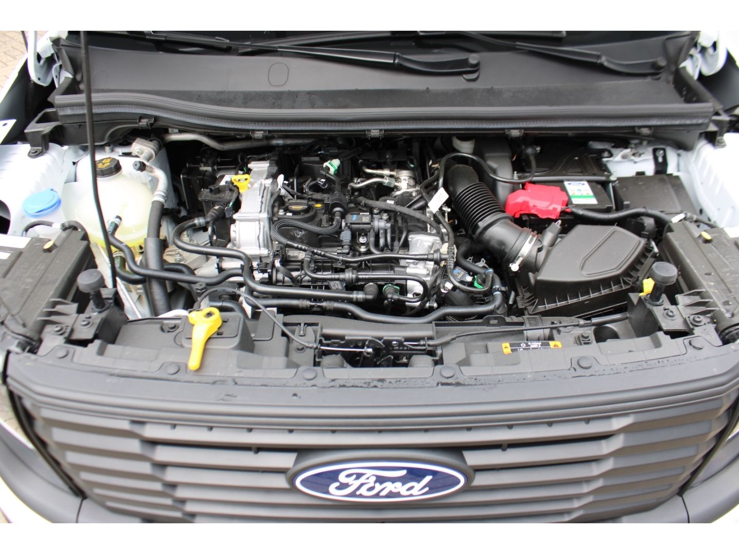 FORD Transit Courier 1.0 EcoBoost Trend Full Link PDC - Image 25