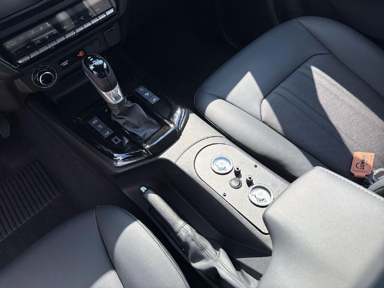Fahrzeugabbildung Isuzu D-Max Space Cab V-CROSS für Wohnkabine