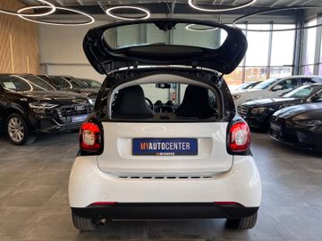 Smart ForTwo coupe 52kW *19%MwSt*MFL*NAVI*SHZ*