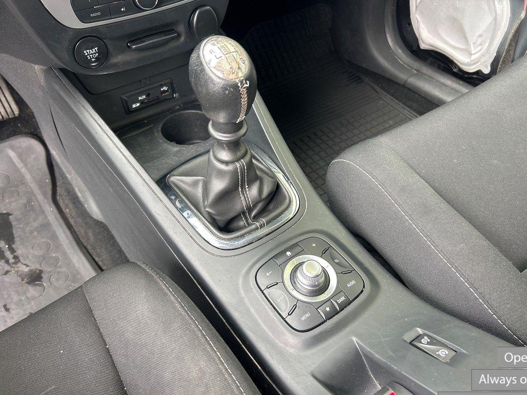 Renault Megane 2014 — photo 22
