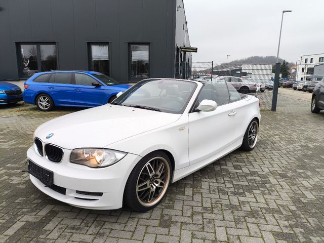 BMW 118i Cabrio,LEDER,KLIMA,PDC,SITZHEIZUNG