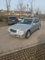 Mercedes-Benz Mercedes c240 - Mercedes-Benz C 240 in München