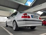 BMW E46 325i Limousine - BMW 325: E46 325i