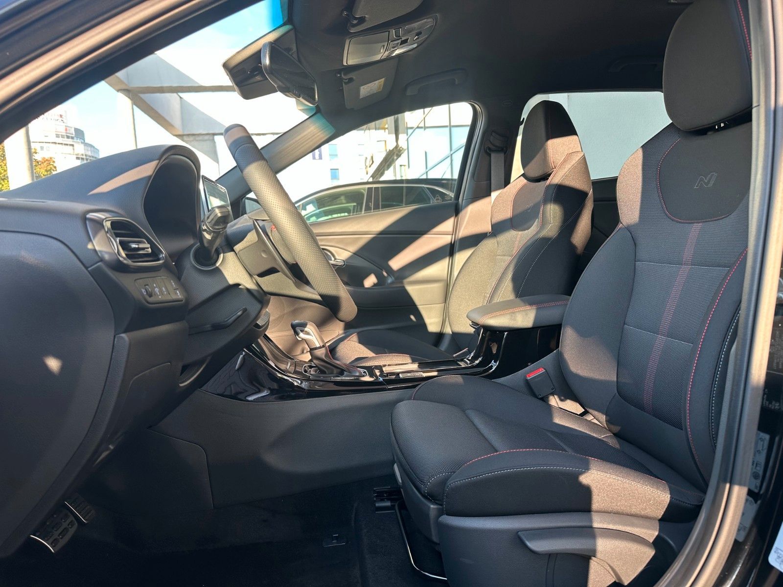 Fahrzeugabbildung Hyundai i30 1.5 T-GDI N Line Kamera,LED,Navi,SHZ,ACC,PDC