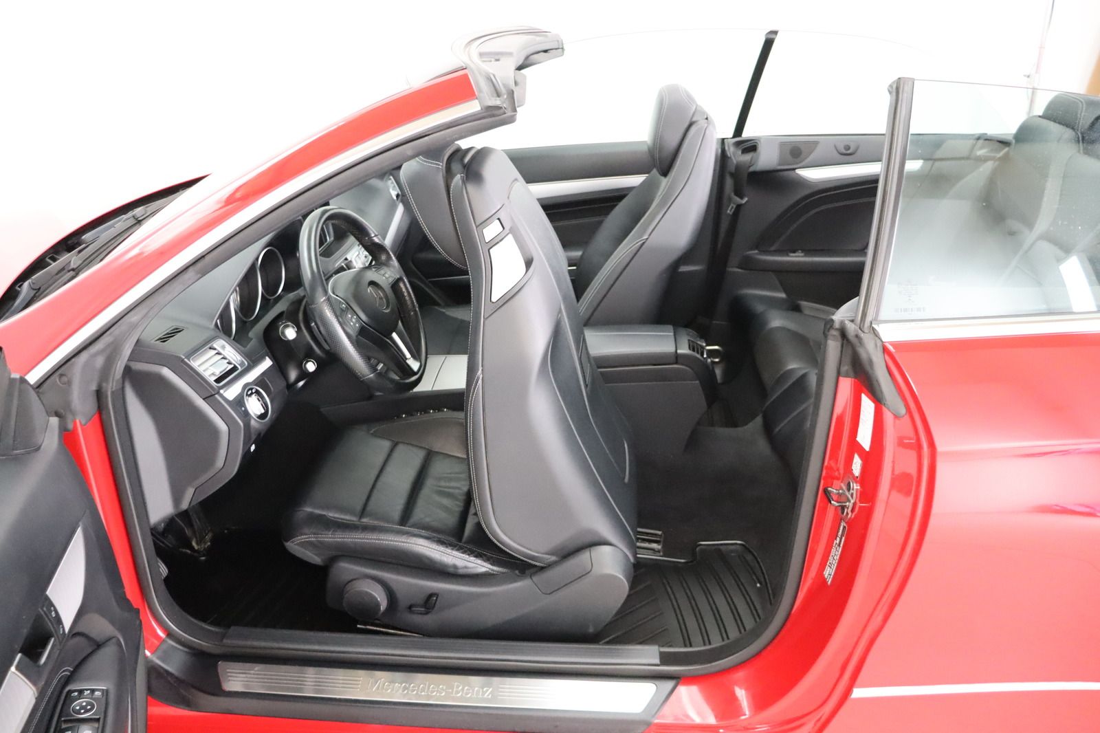 Fahrzeugabbildung Mercedes-Benz E 200 CGI Cabrio aus 1. Hand MwSt. ausw.