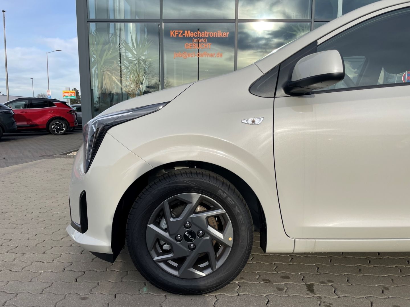 Fahrzeugabbildung Kia Picanto Vision Spurhalteass Verkehrszeichenerk