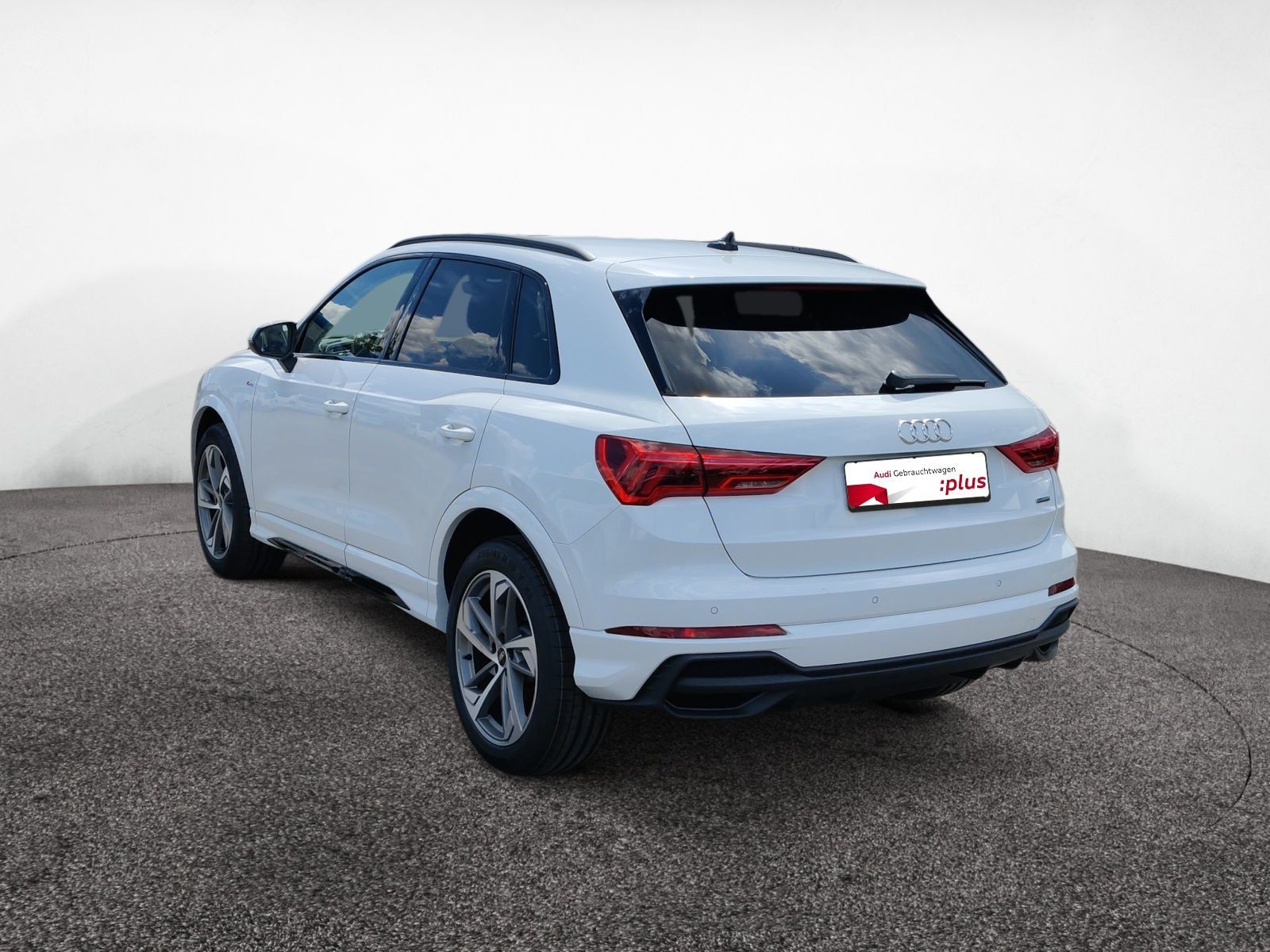 Audi Q3 40 TFSI quattro S-Line AHK Soundsystem foto 4