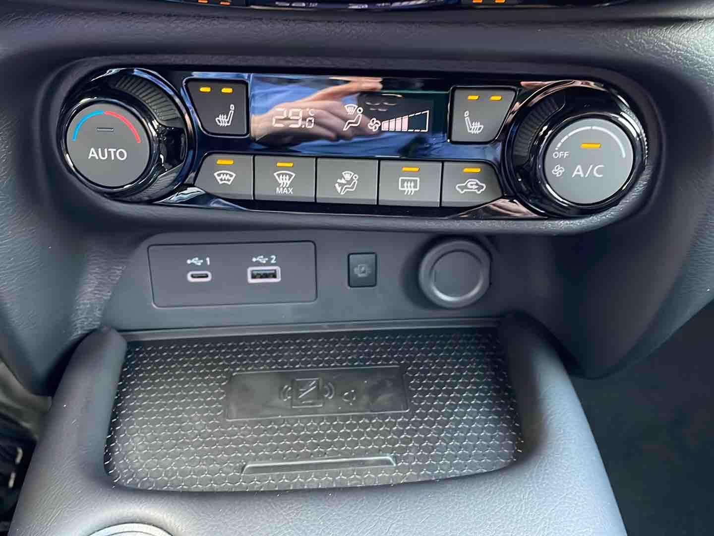 Nissan Juke 1,0 DIG-T Automatik Tekna, миниатюра 21