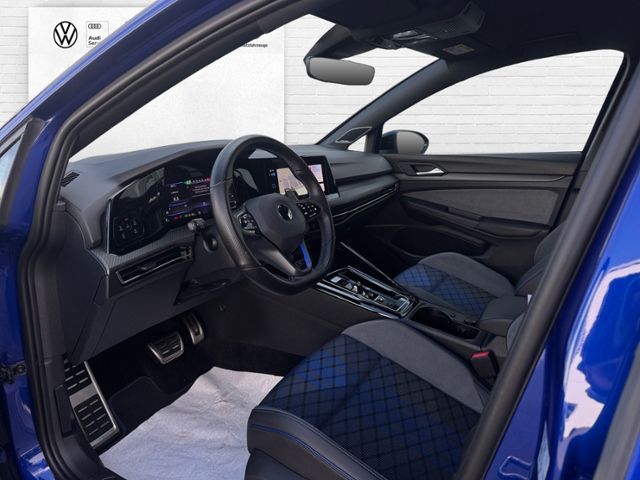 Fahrzeugabbildung Volkswagen Golf Variant R 2.0 TSI 4MOTION 320 PS DSG
